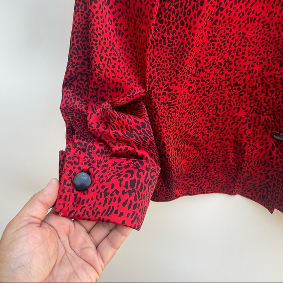Vintage Valentino Red Silk Cheetah Long Sleeve Blouse 42 - Picture 5 of 12